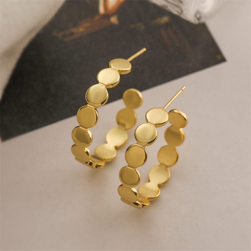 1 Pair Elegant Streetwear Solid Color Plating Copper Gold Plated Hoop Earrings display picture 2