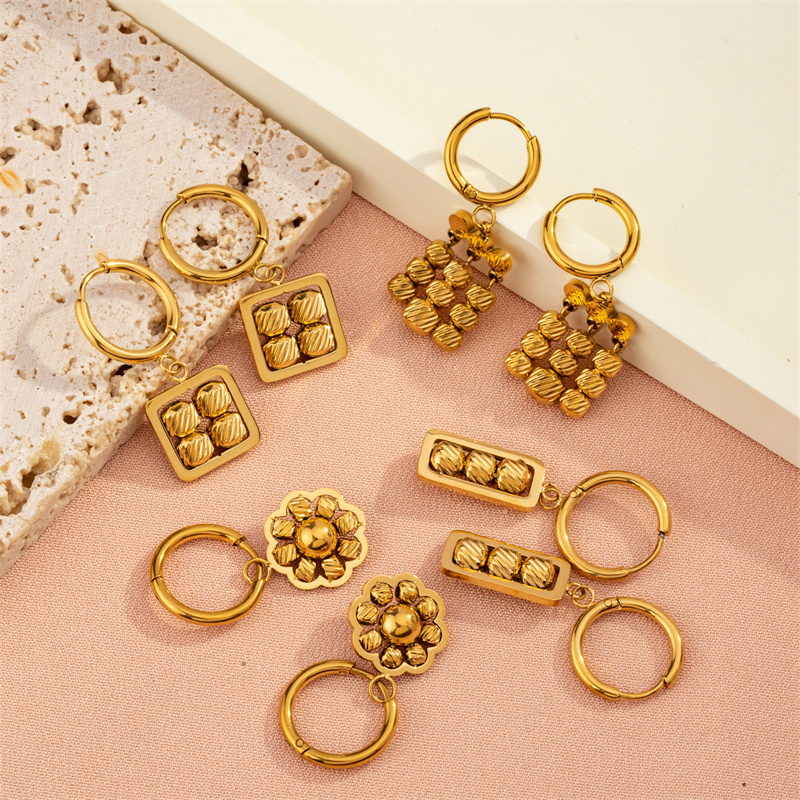 1 Pair Casual Sweet Commute Geometric Plating 304 Stainless Steel 18K Gold Plated Drop Earrings display picture 2