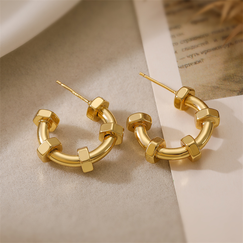 1 Paar Elegant Strassenmode Herzform Überzug Kupfer Vergoldet Reif Ohrringe display picture 7