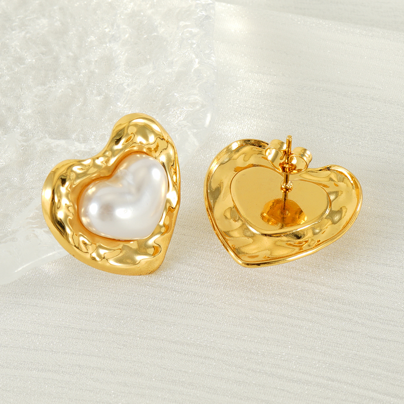 1 Piece Simple Style Classic Style Square Oval Heart Shape Plating Inlay 304 Stainless Steel Artificial Pearls 18K Gold Plated Ear Studs display picture 4