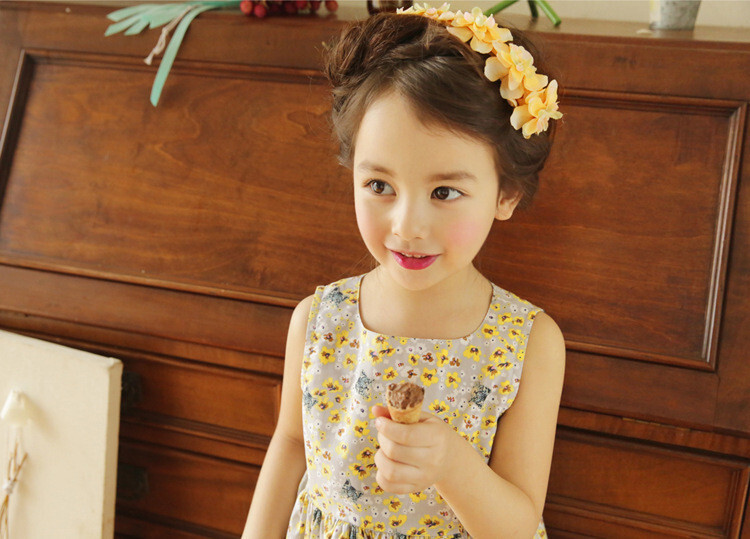 Cute Ditsy Floral Cotton Girls Dresses display picture 2