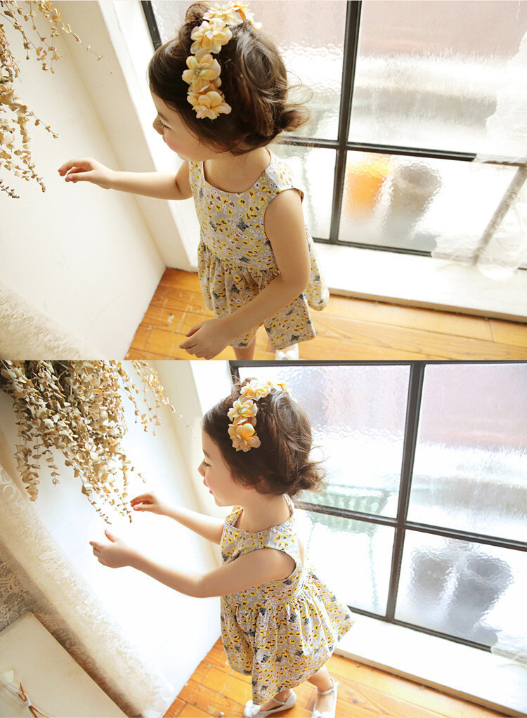 Cute Ditsy Floral Cotton Girls Dresses display picture 6