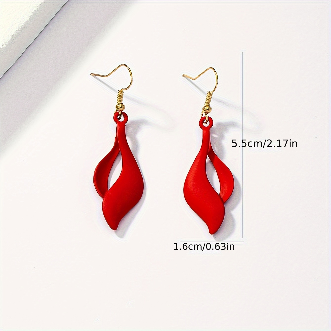 1 Pair Basic Modern Style Classic Style Flame Plating Alloy Drop Earrings display picture 4