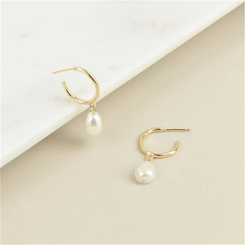 1 Pair Elegant Lady Baroque Style Round 304 Stainless Steel Freshwater Pearl 14K Gold Plated Rose Gold Plated Silver Plated Drop Earrings display picture 1