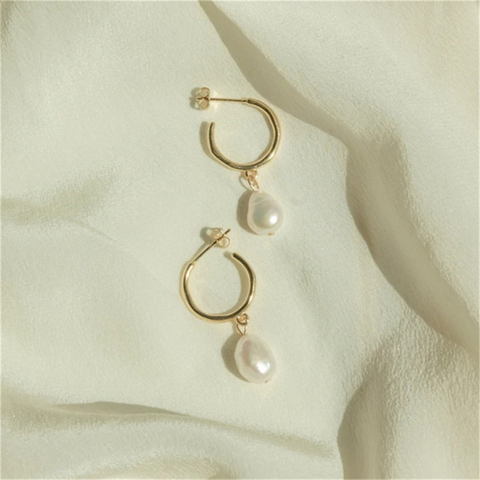 1 Pair Elegant Lady Baroque Style Round 304 Stainless Steel Freshwater Pearl 14K Gold Plated Rose Gold Plated Silver Plated Drop Earrings display picture 3