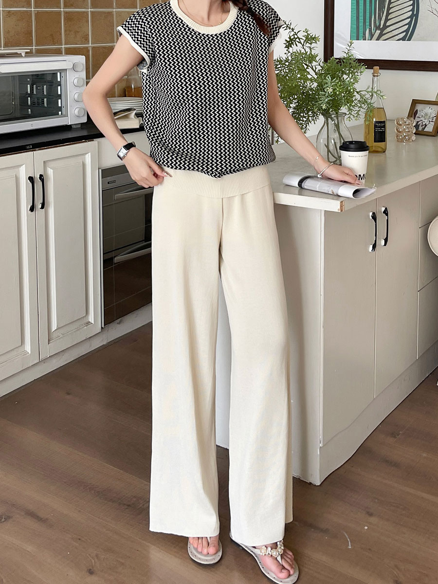 Casual Outdoor Daily Women's Simple Style Stripe Solid Color Knit Pants Sets Pants Sets display picture 2