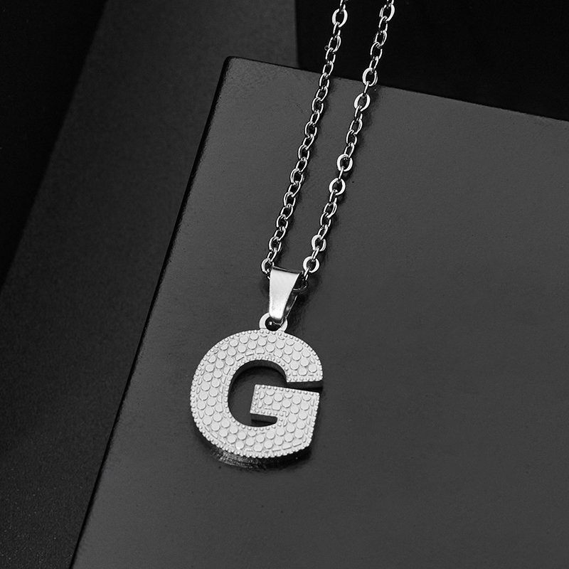 304 Stainless Steel Elegant Chain Letter Pendant Necklace display picture 9