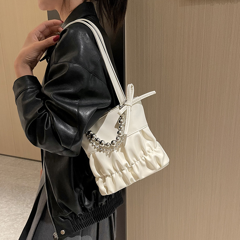 Women's Medium Pu Leather Solid Color Classic Style Streetwear Zipper Crossbody Bag display picture 1