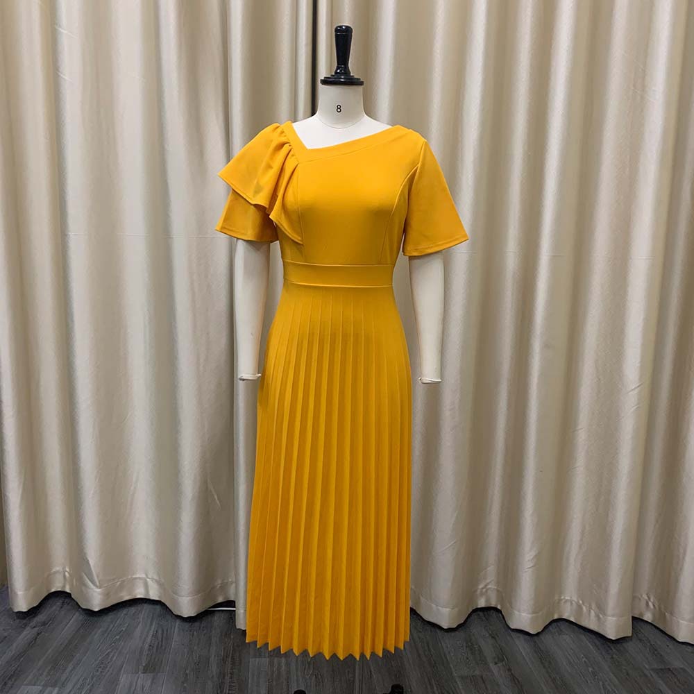 Women's Regular Dress Casual Round Neck Ruffles Short Sleeve Solid Color Midi Dress Street display picture 7