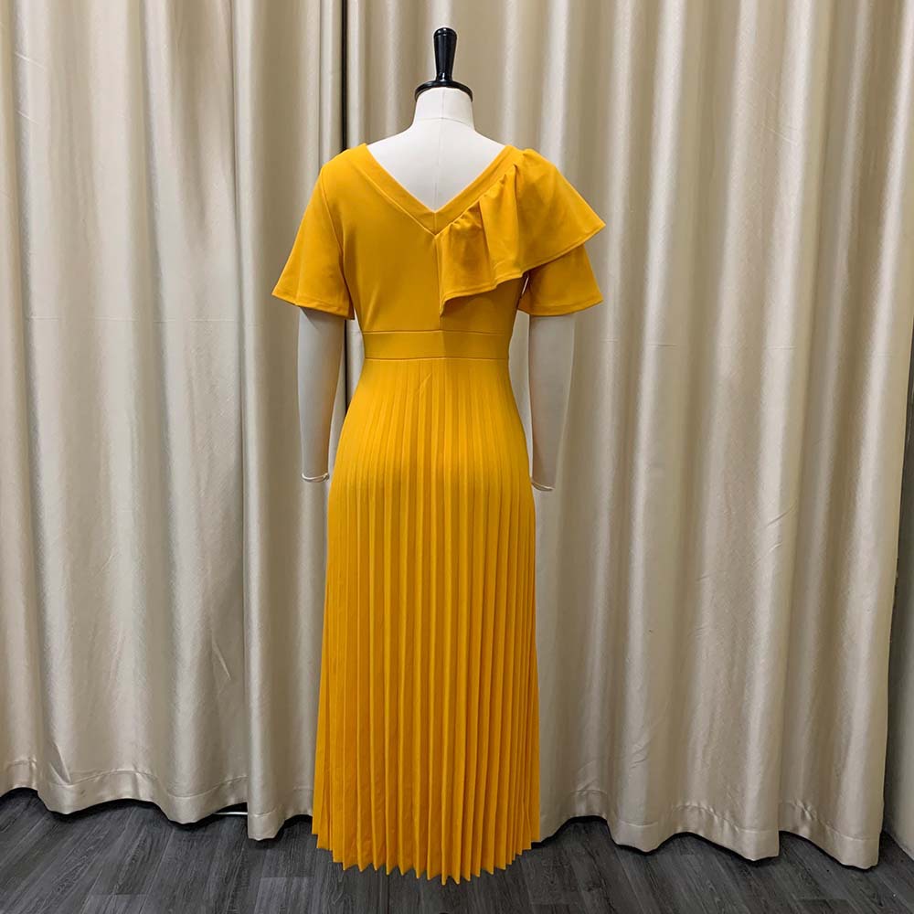 Women's Regular Dress Casual Round Neck Ruffles Short Sleeve Solid Color Midi Dress Street display picture 21