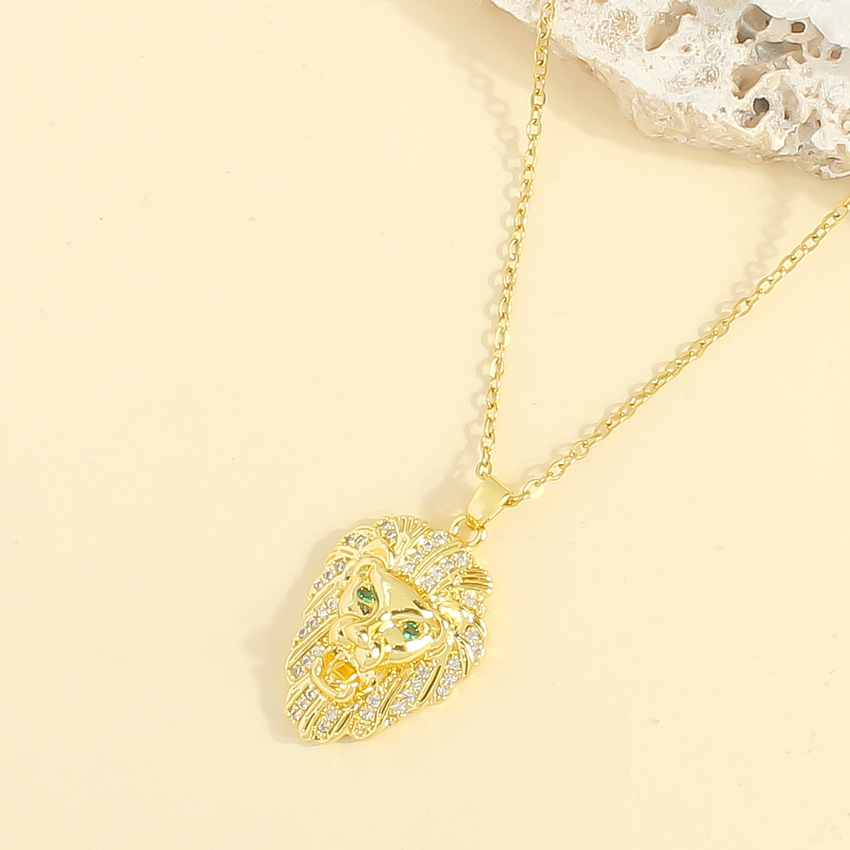 304 Stainless Steel 18K Gold Plated IG Style Elegant Plating Inlay Lion Zircon Pendant Necklace display picture 4