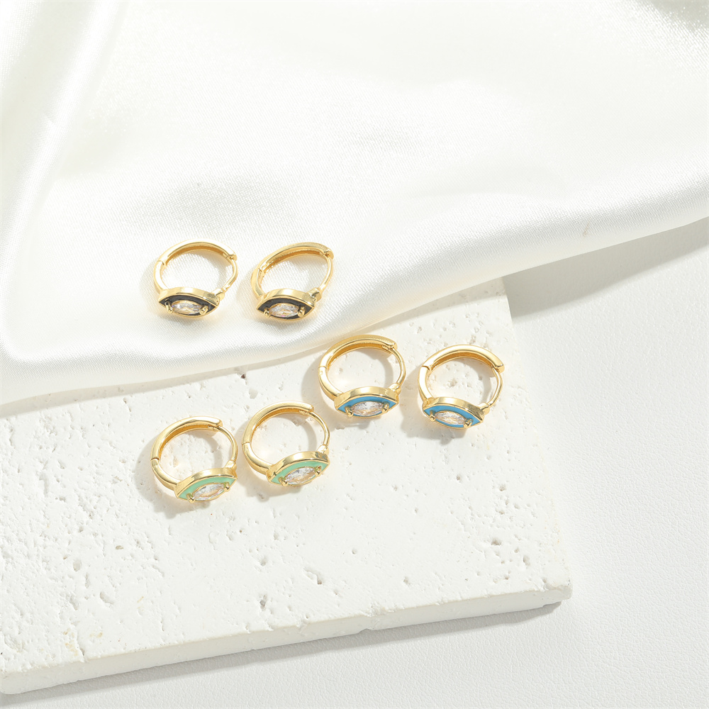 1 Pair Simple Style Commute Oval Enamel Inlay Copper Zircon Gold Plated Hoop Earrings display picture 2