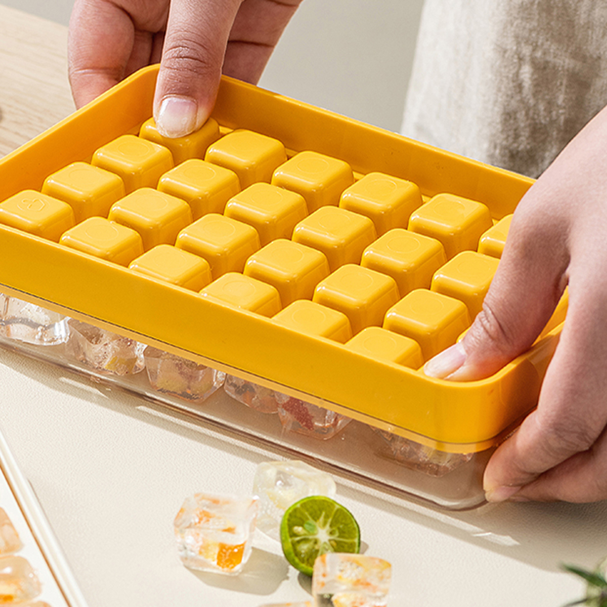 Basic Solid Color PP Ice Tray 1 Piece display picture 4