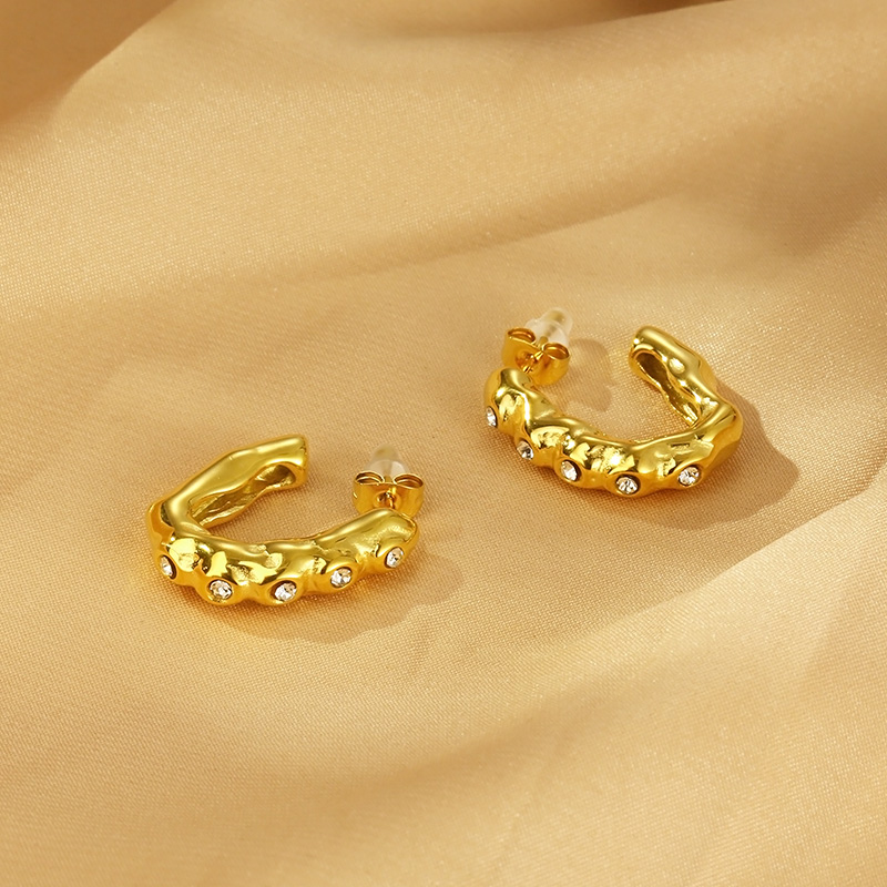 1 Pair Vintage Style Simple Style C Shape Hollow Out Inlay 304 Stainless Steel Zircon 18K Gold Plated Ear Studs display picture 5
