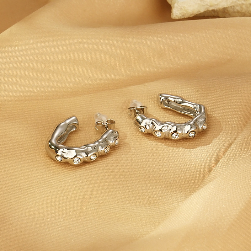 1 Pair Vintage Style Simple Style C Shape Hollow Out Inlay 304 Stainless Steel Zircon 18K Gold Plated Ear Studs display picture 6