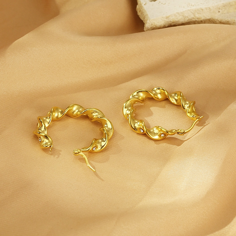1 Pair Vintage Style Simple Style Spiral Irregular Inlay 304 Stainless Steel Zircon 18K Gold Plated Earrings display picture 10