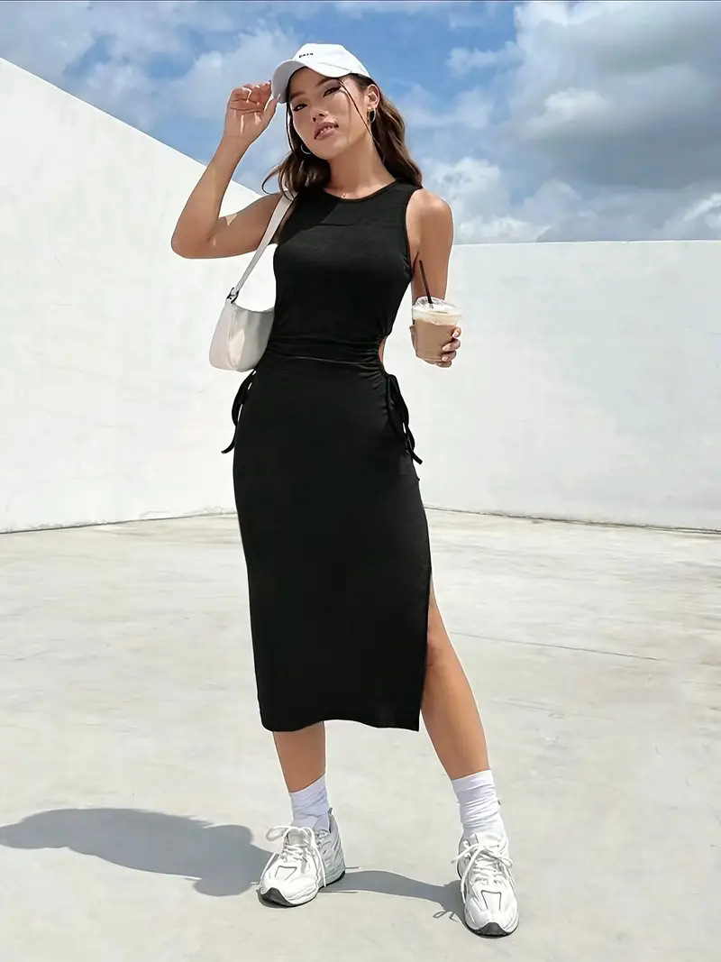 Women's Sheath Dress Streetwear Round Neck Sleeveless Solid Color Knee-Length Holiday Daily display picture 6
