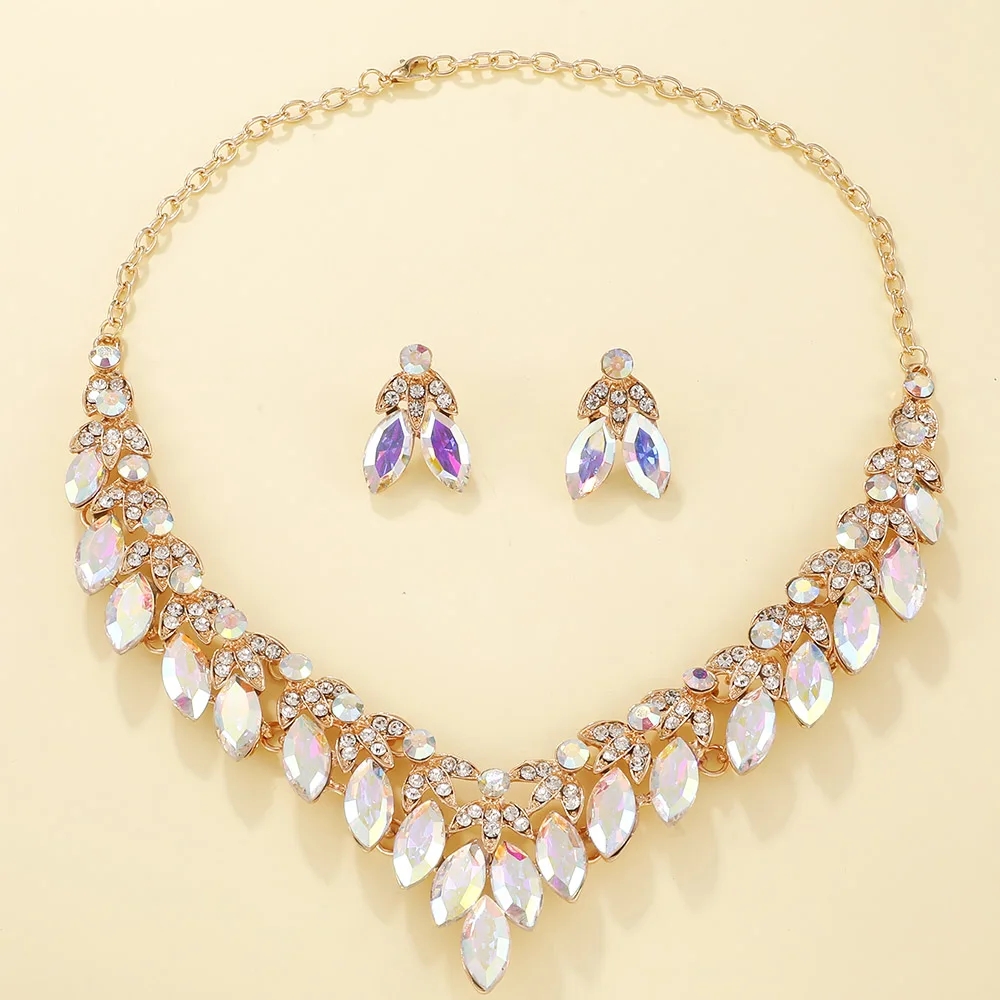 Elegant Luxurious Solid Color Alloy Plating Inlay Alloy Crystal Rhinestones Gold Plated Women's Earrings Necklace Jewelry Set display picture 4
