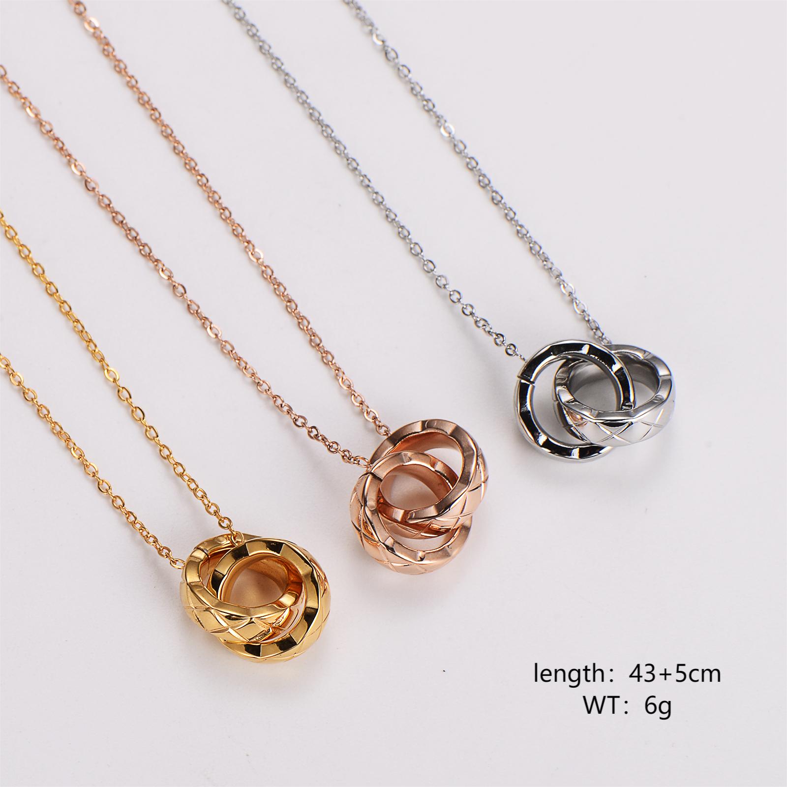 304 Stainless Steel 18K Gold Plated Rose Gold Plated Elegant Classic Style Plating Rhombus Pendant Necklace display picture 1