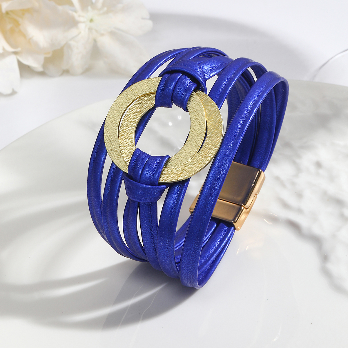 Wholesale Jewelry Ethnic Style Classic Style Circle Pu Leather Bangle display picture 9