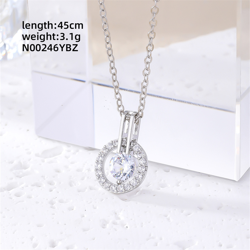 Großhandel Elegant Süß Luxuriös Kreis Edelstahl 304 Kupfer Überzug Inlay Überzogen Mit Rhodium Zirkon Halskette Mit Anhänger display picture 1