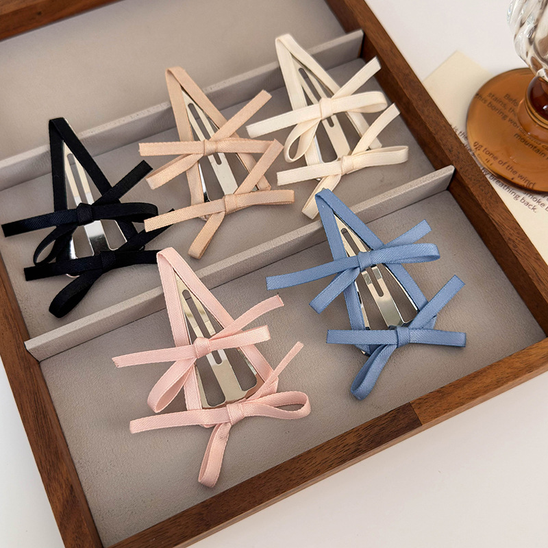 Women's Casual Cute Sweet Bow Knot Alloy Cloth Hair Clip display picture 2