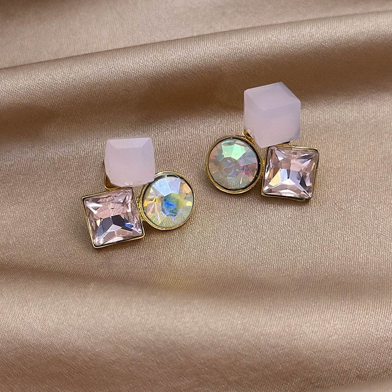 1 Pair Elegant Glam Simple Style Square Inlay Alloy Rhinestones Ear Studs display picture 2