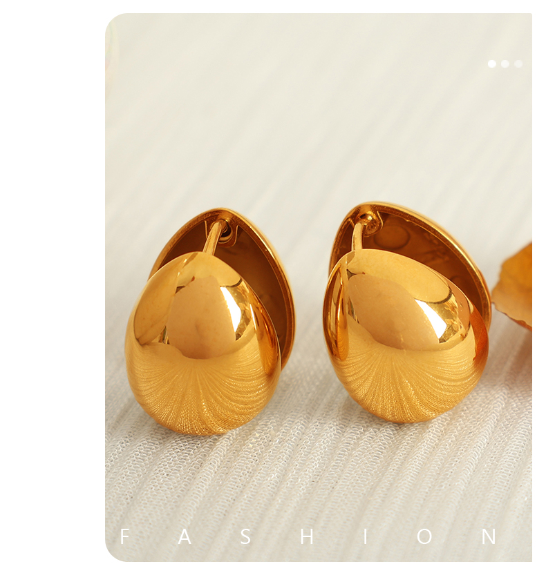 1 Pair Retro Luxurious Modern Style Round Plating Inlay 304 Stainless Steel Rhinestones 18K Gold Plated Ear Studs display picture 5