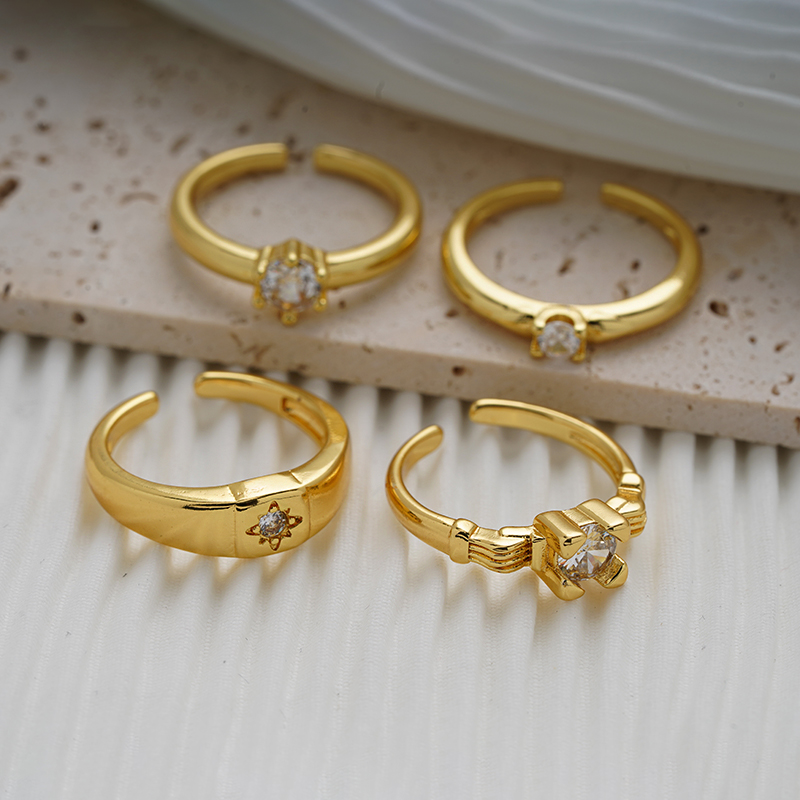 Kupfer Vergoldet Elegant Glam Luxuriös Inlay Carving Einfarbig Zirkon Offener Ring display picture 2