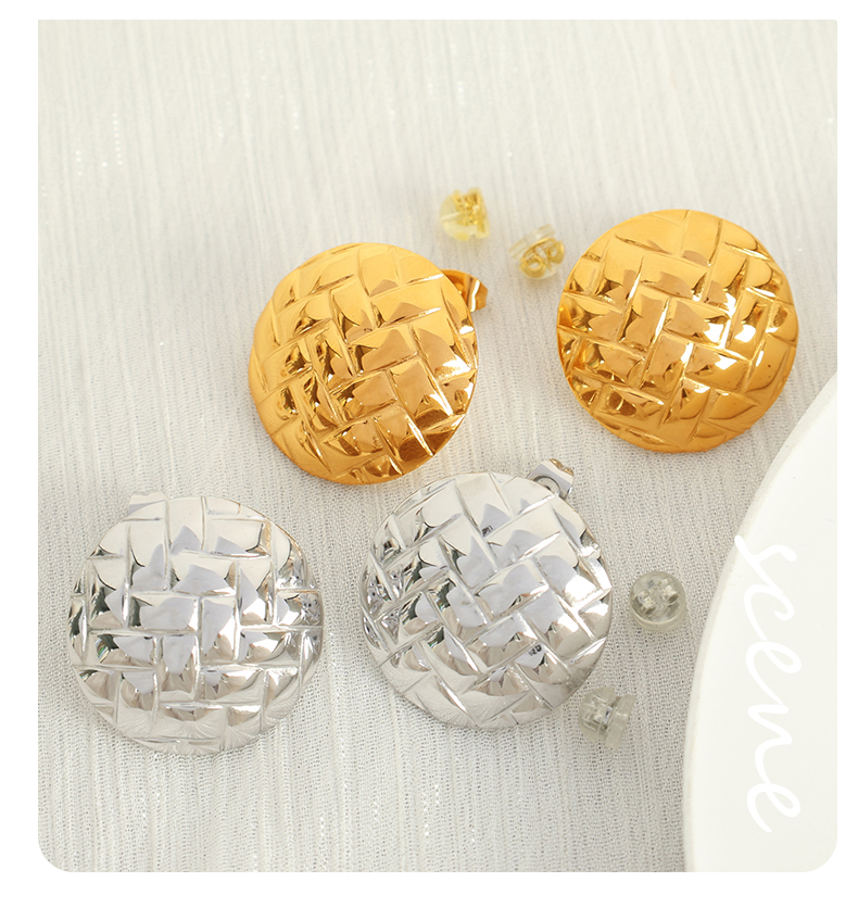 1 Pair Elegant Retro Modern Style Round Shell 304 Stainless Steel 18K Gold Plated Ear Studs display picture 6