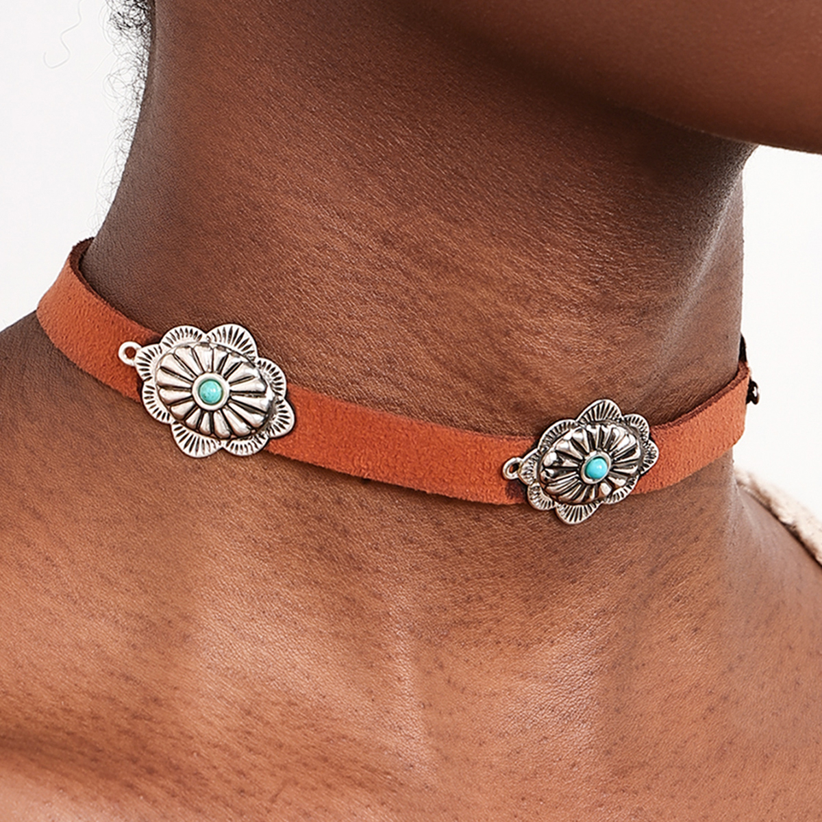 Elegant Ethnic Style Geometric Pu Leather Alloy Inlay Turquoise Women's Choker display picture 1