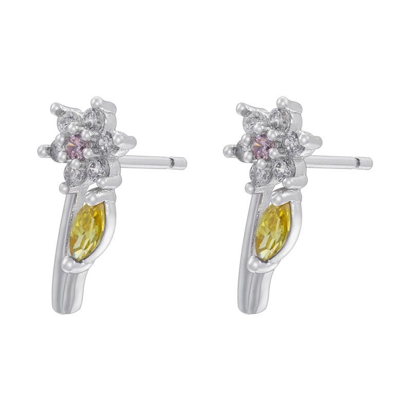 1 Pair Elegant Lady Petal Plating Inlay Copper Zircon 18K Gold Plated Ear Studs display picture 2