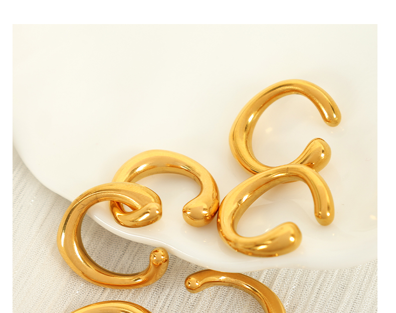 1 Pair Simple Style C Shape Polishing Plating 304 Stainless Steel 18K Gold Plated Ear Studs display picture 4