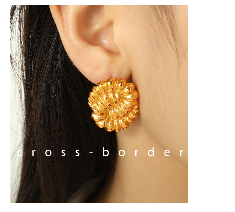 1 Pair Retro Simple Style Classic Style Twist Plating 304 Stainless Steel 18K Gold Plated Ear Studs display picture 2