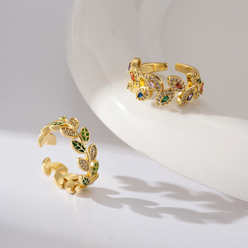 Brass Casual Elegant Luxurious Asymmetrical Irregular Round Leaves Zircon Rings display picture 4
