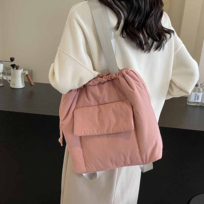 Women's Medium Nylon Solid Color Classic Style Sewing Thread Square Magnetic Buckle Fashion Backpack display picture 11