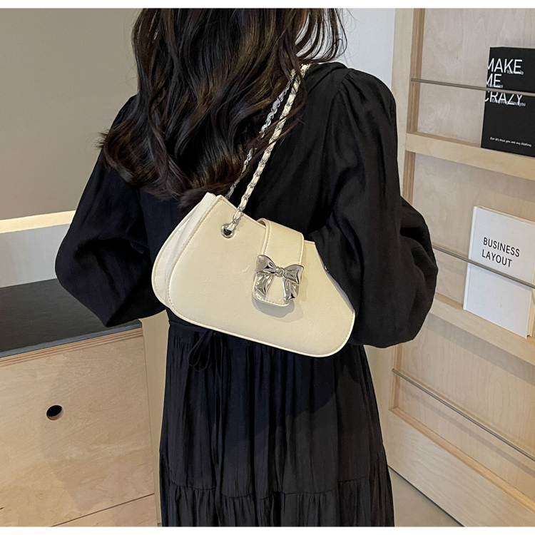 Women's Medium Pu Leather Solid Color Bow Knot Streetwear Sewing Thread Zipper Crossbody Bag display picture 14