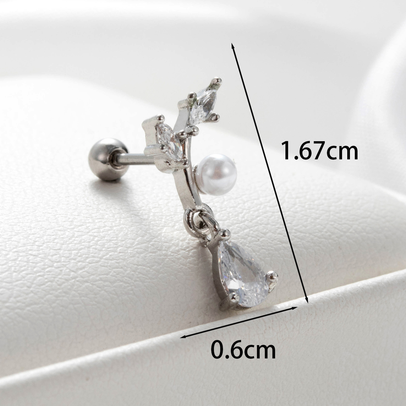 1 Piece Casual French Style Korean Style Water Droplets Pearl Flower Inlay Copper Zircon Ear Studs display picture 3