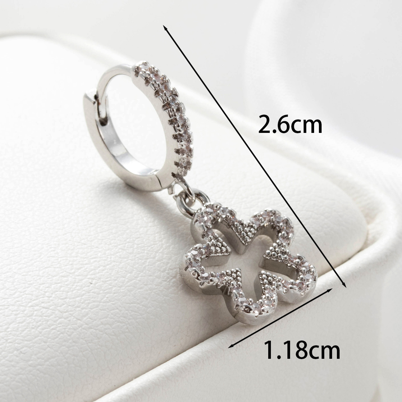 1 Piece Casual Simple Style Flower Inlay Copper Zircon Drop Earrings display picture 1