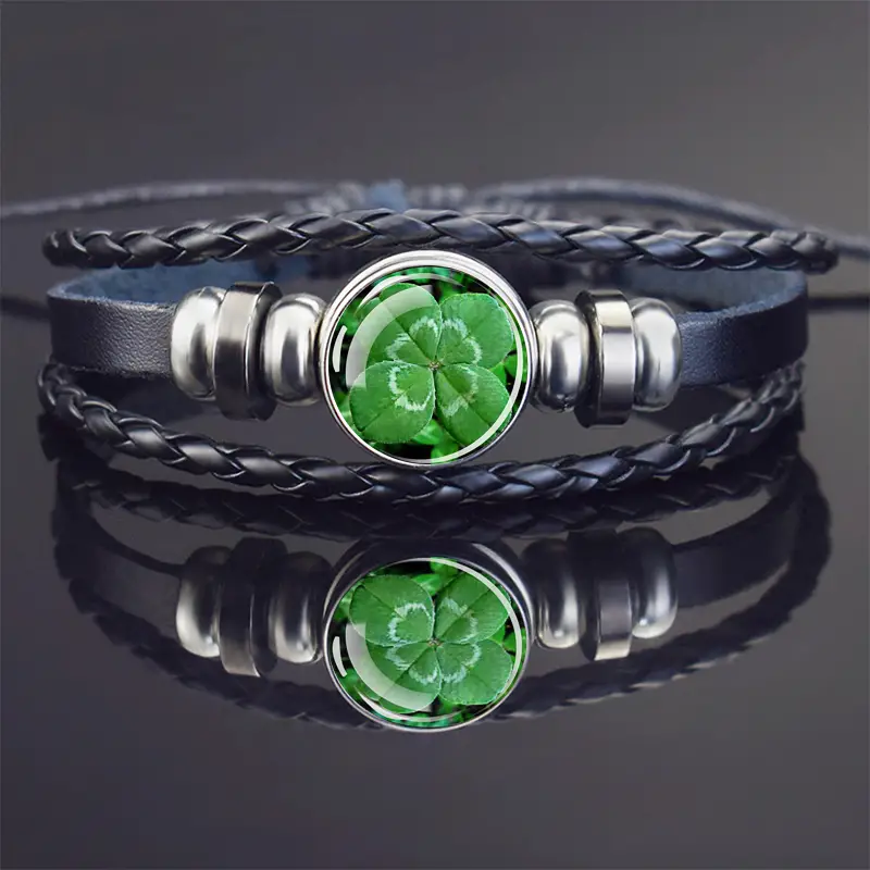 Wholesale Jewelry Pastoral Simple Style Four Leaf Clover Pu Leather Layered Bracelets display picture 1