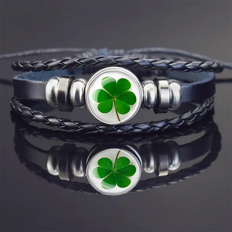 Wholesale Jewelry Pastoral Simple Style Four Leaf Clover Pu Leather Layered Bracelets display picture 10