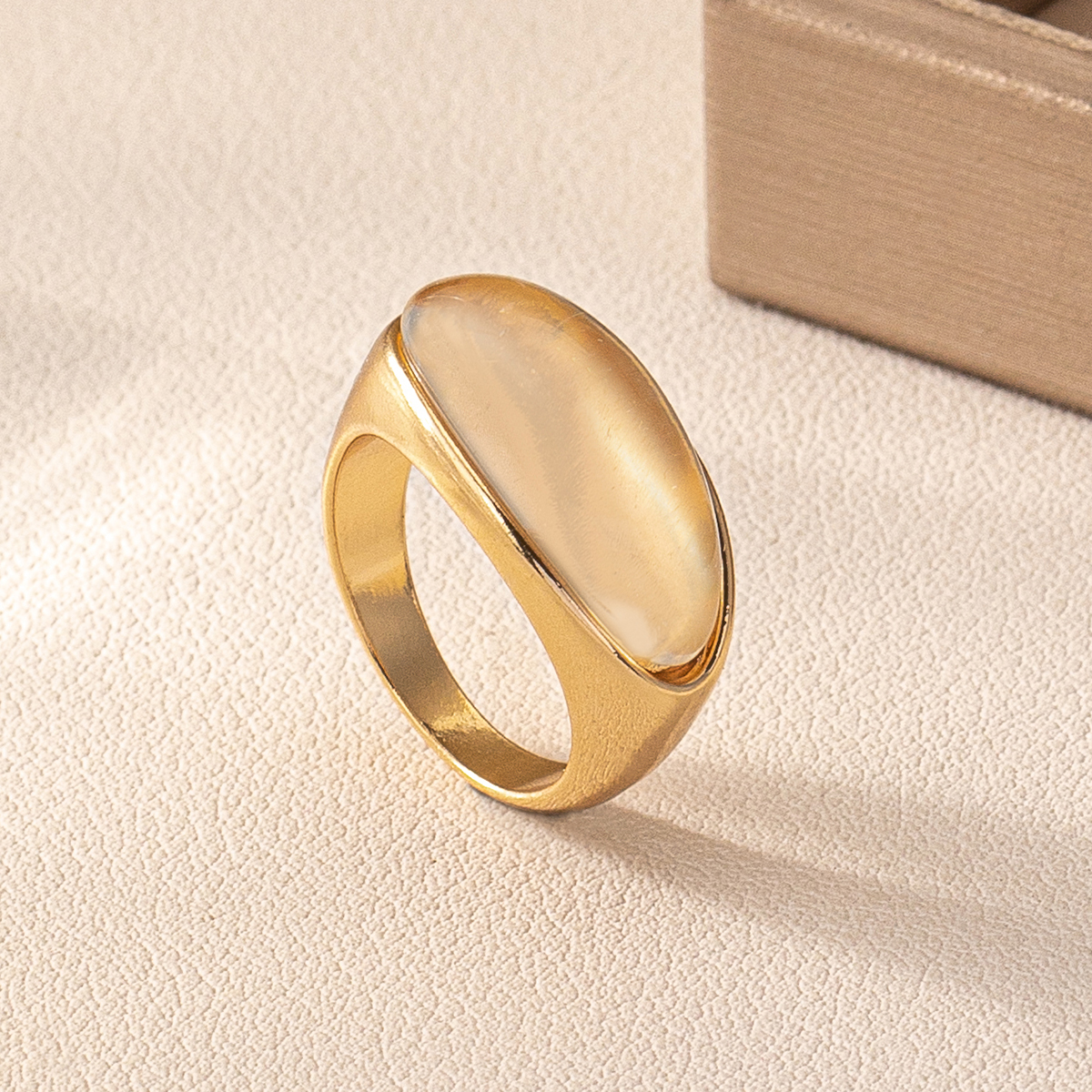 Simple Style Classic Style Solid Color Synthetic Resin Alloy Wholesale Rings display picture 8