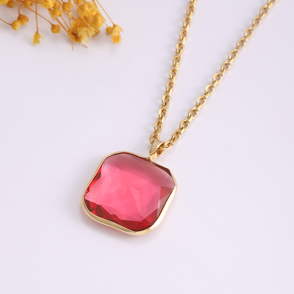 Wholesale Hip-Hop Exaggerated Square 304 Stainless Steel Copper Plating Inlay 18K Gold Plated Glass Pendant Necklace display picture 11