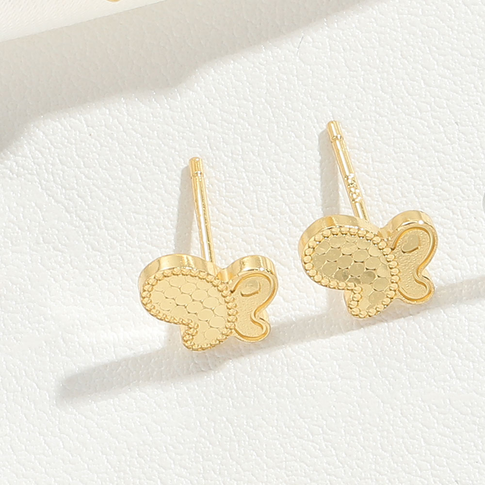 1 Pair Vintage Style Simple Style Heart Shape Plating Copper Gold Plated Ear Studs display picture 9