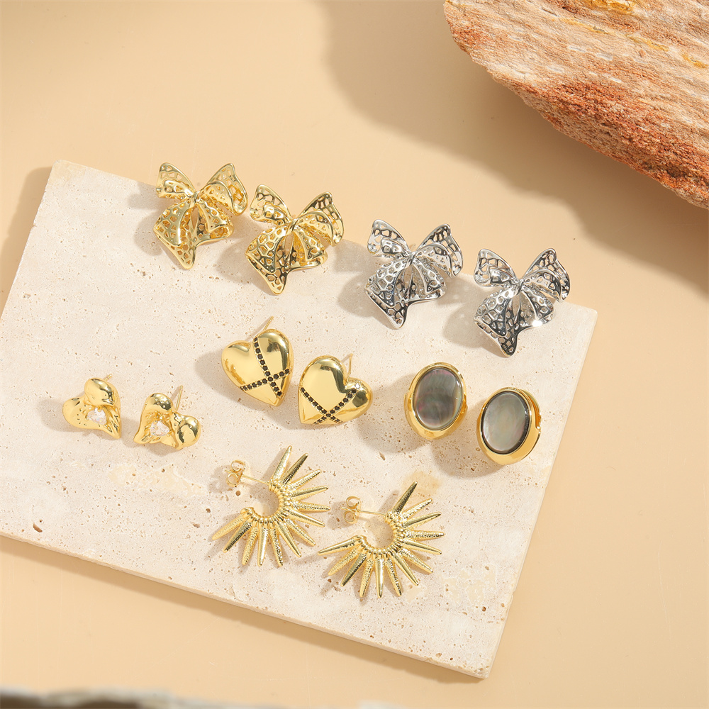1 Pair Vintage Style Simple Style Commute Bow Knot Plating Inlay Copper Zircon 14K Gold Plated Ear Studs display picture 13