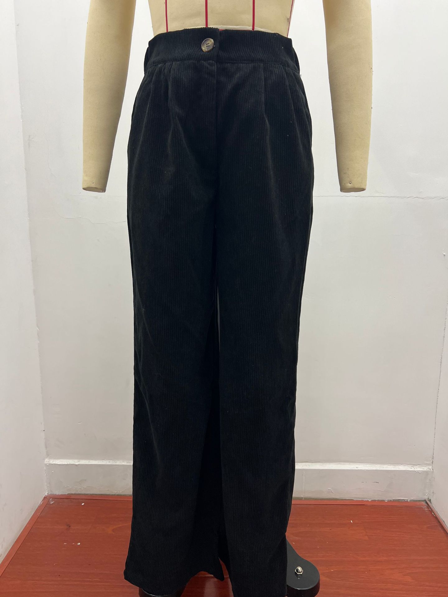 Women's Street Fashion Solid Color Full Length Pocket Straight Pants display picture 8