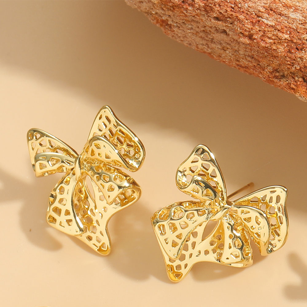 1 Pair Vintage Style Simple Style Commute Bow Knot Plating Inlay Copper Zircon 14K Gold Plated Ear Studs display picture 3