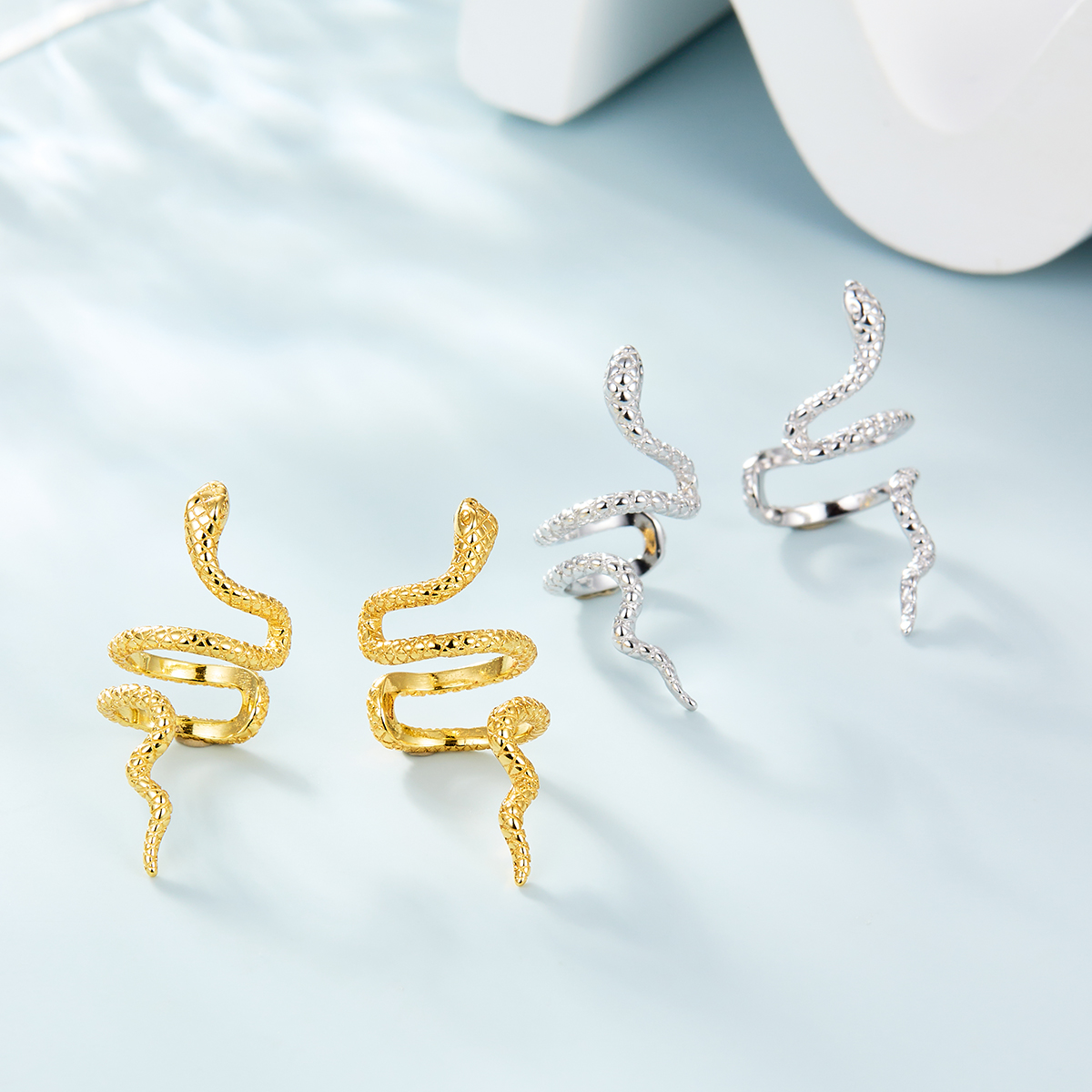 1 Pair Vacation Punk Simple Style Snake Plating Sterling Silver White Gold Plated Gold Plated Ear Cuffs display picture 2