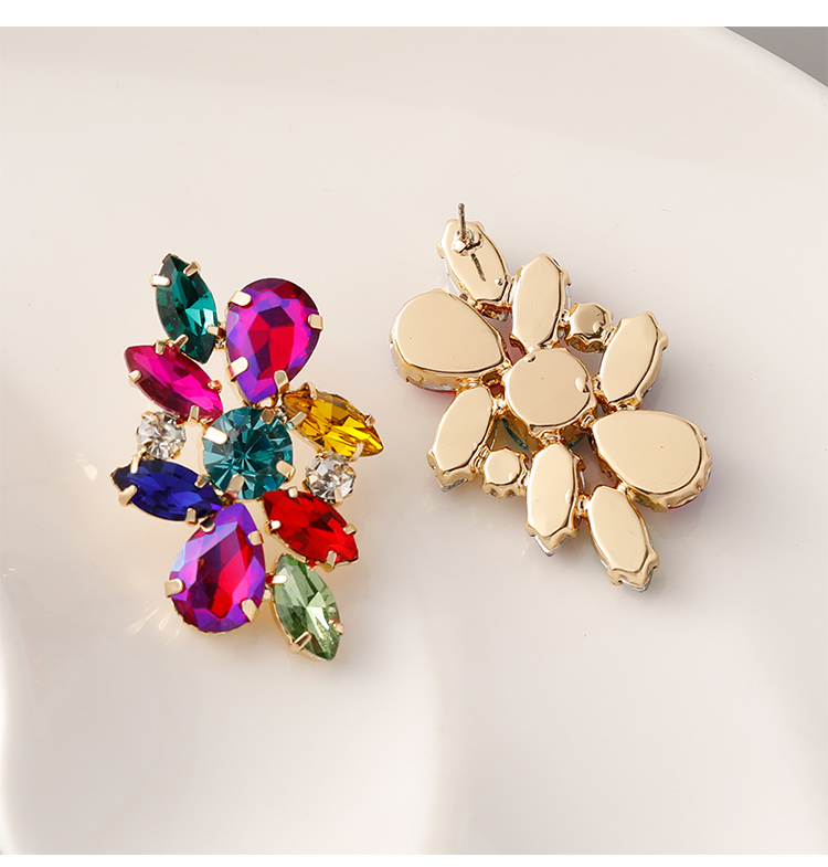 1 Pair Vintage Style Exaggerated Geometric Inlay Zinc Alloy Rhinestones Ear Studs display picture 7