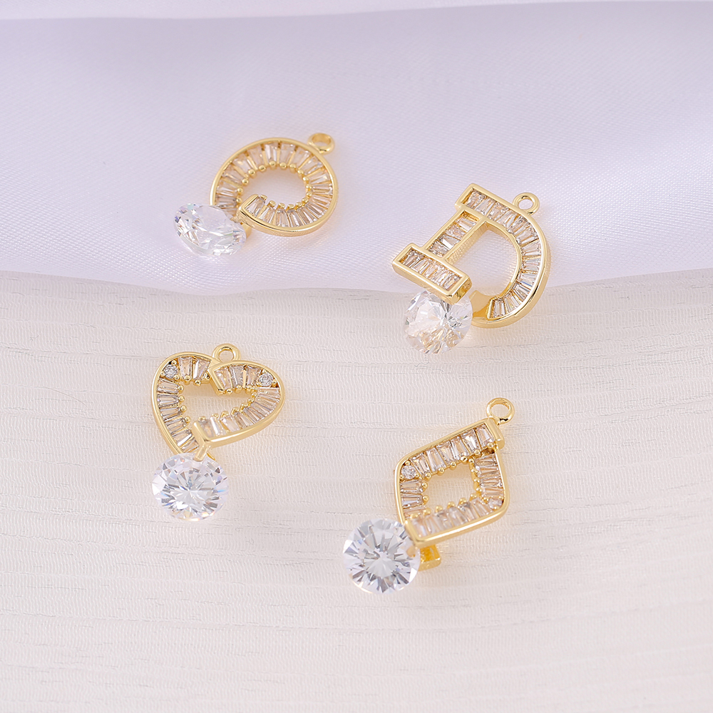 1 Piece 13*28mm Copper Zircon 18K Gold Plated Round Heart Shape Rhombus Polished Pendant display picture 1